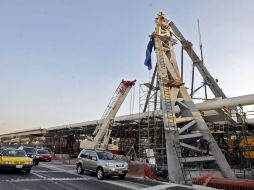 Los trabajos de construcción del Puente Matute Remus llevan un 90% de vance. E. BARRERA  /