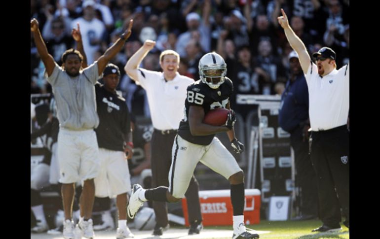 Los Raiders sumaron su segunda victoria en fila de la temporada. AP  /