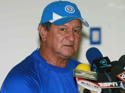 El técnico del Cruz Azul Enrique Meza asegura que ante Guadalajara tendrán mucho respeto. MEXSPORT  /