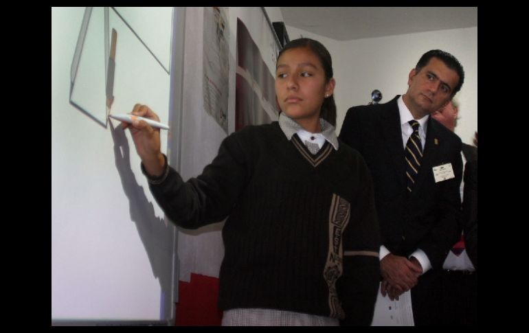 Lujambio reconoce avances y retos del sistema educativo mexicano. NTX  /