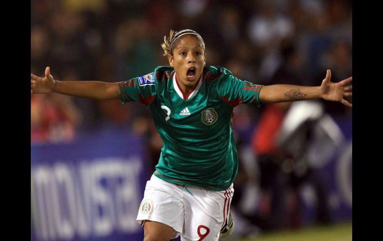 Maribel Domínguez festeja el gol anotado a la selección de Estados Unidos. MEXSPORT  /