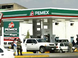 El otorgamiento de contratos a la iniciativa privada tiene el objetivo de mejorar la producción de Pemex. ARCHIVO  /