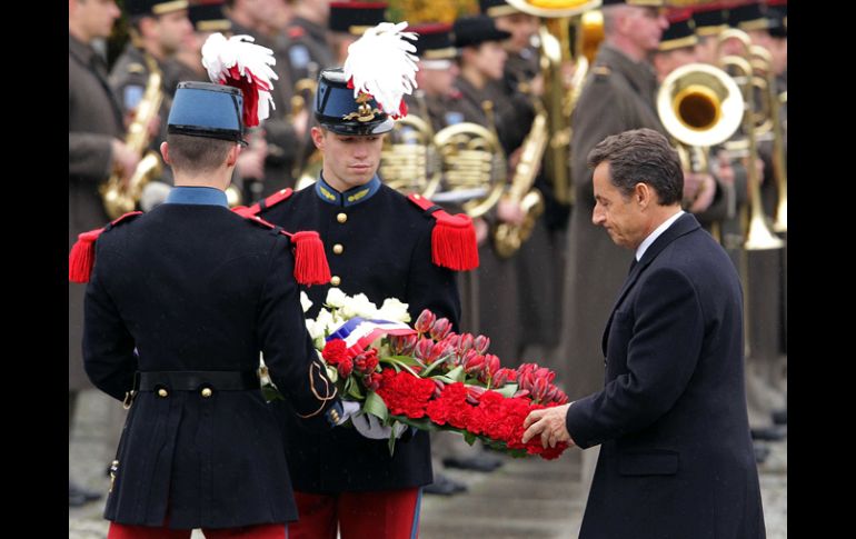 Nicolas Sarkozy asiste a la conmemoración del cuadragésimo aniversario luctuoso del general Charles De Gaulle. REUTERS  /