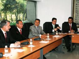 El Gobernador de Jalisco y los alcaldes de la ZMG se reunieron con los líderes de las fracciones parlamentarias. ESPECIAL  /