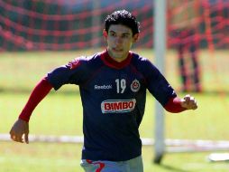 El jugador de Chivas Jonny Magallón se recuperó de un problema gastrointestinal. MEXSPORT  /