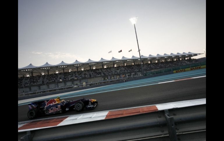 Vettel suma 10 'poles' durante la presente temporada. AFP  /