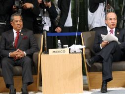 El Presidente Felipe Calderón Hinojosa (derecha) y el primer ministro de Malasia, Nnayib Abdul Razak. NTX  /