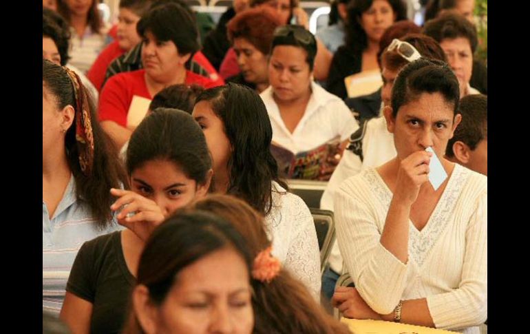 Uno de los grupos de autoayuda es la Escuela de Padres, en el Hospital de Pediatría del CMNO del IMSS Jalisco. ARCHIVO  /