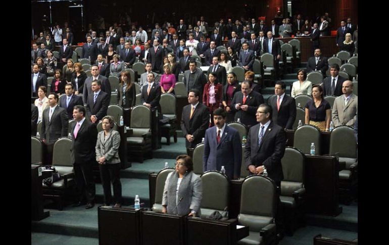 Los diputados de la Comisión llevarán el dictamen del Presupuesto al pleno de la Cámara baja en la madrugada. EL UNIVERSAL  /