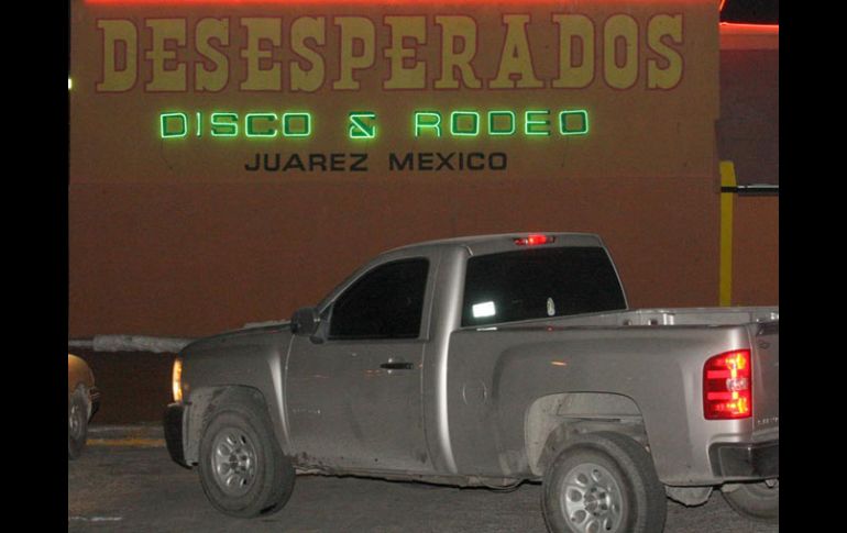 Aspecto de la fachada del bar ‘‘Desesperados’’, donde un grupo de sicarios asesinó a cinco hombres. EFE  /