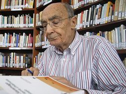 Saramago, una de las mayores figuras literarias portuguesas del último siglo. EFE  /