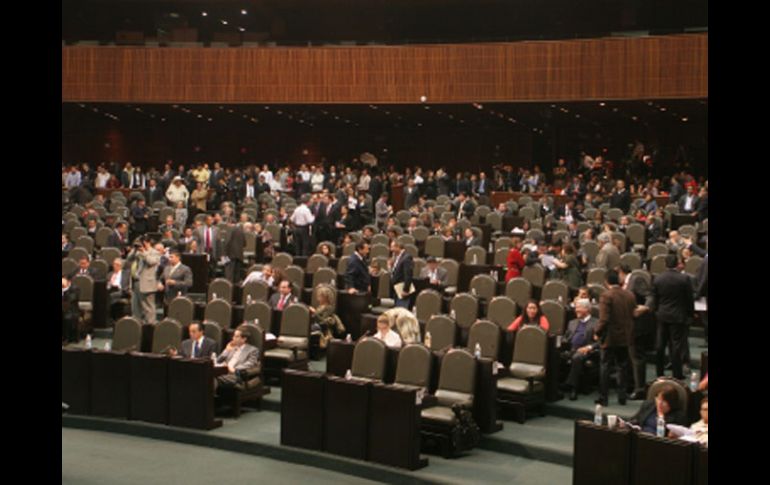 El tema generó un largo debate entre las dos y las tres de la madrugada. EL UNIVERSAL  /