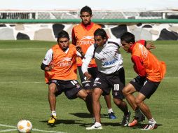 Alfredo Moreno (10) cerró bien con Atlas y seguirá en la Institución. MEXSPORT  /