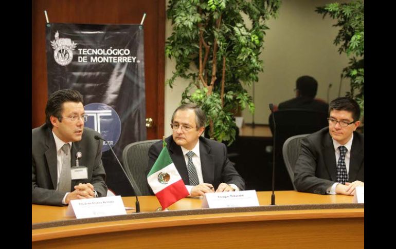 Rueda de prensa sobre microfinanzas en el Tec de Monterrey. EL INFORMADOR  /