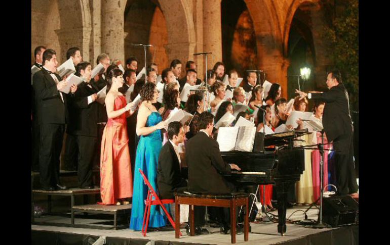 Los dos conciertos se relizarán en el Ex Convento del Carmen y en el Palacio Municipal. ARCHIVO  /