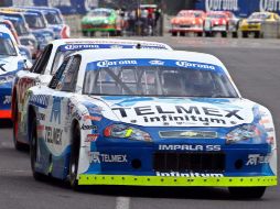 Toño Pérez se alista para la última carrera de Nascar México. MEXSPORT  /