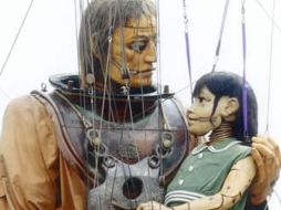 En Chile, estas marionetas fueron un gran suceso, también llegaron para celebrar el Bicentenario del país sudamericano. ESPECIAL  /