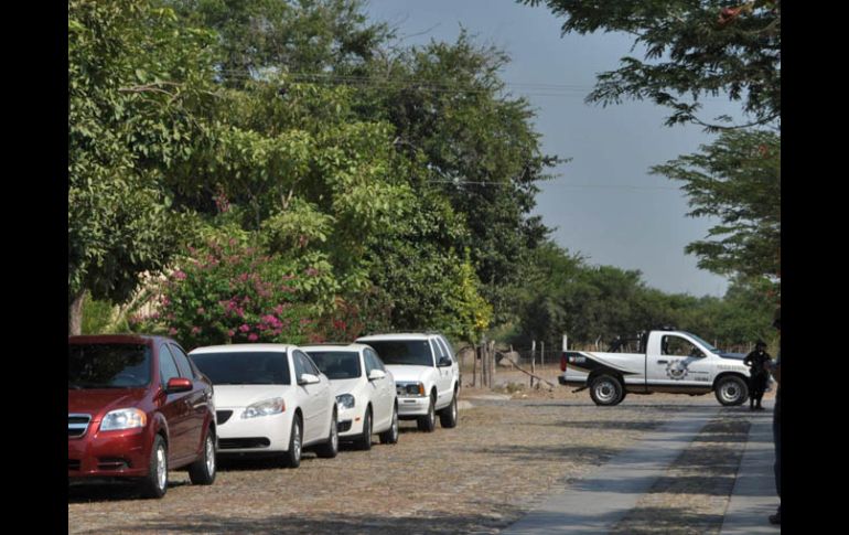 Policías resguardan hoy la residencia del ex gobernador Silverio Cavazos Ceballos. EFE -Diario Ecos de la Costa  /