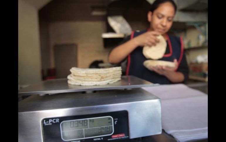 De acuerdo con los industriales de la tortilla, desde 2007 no se han hecho ajustes al precio del alimento al consumidor. S. NÚÑEZ  /