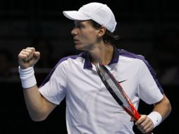 El tenista checo Tomas Berdych festejando su victoria en el duelo frente a Roddick. AP  /