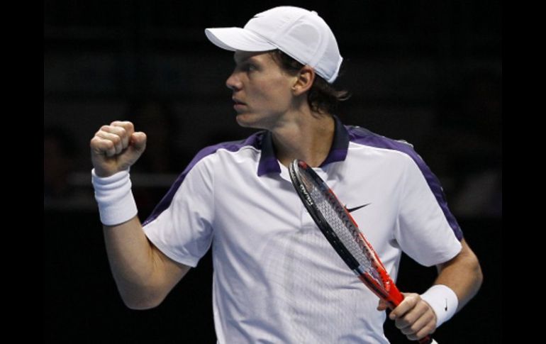 El tenista checo Tomas Berdych festejando su victoria en el duelo frente a Roddick. AP  /