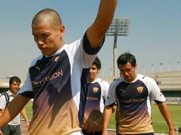 El paraguayo Darío Verón después de un entrenamiento previo al choque con Monterrey. MEXSPORT  /