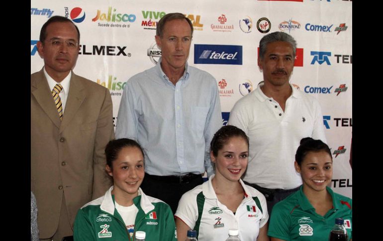 Verónica Muñoz, Cynthia Valdés y Ruth Castillo, durante conferencia de prensa en la ciudad de Guadalajara. MEXSPORT  /