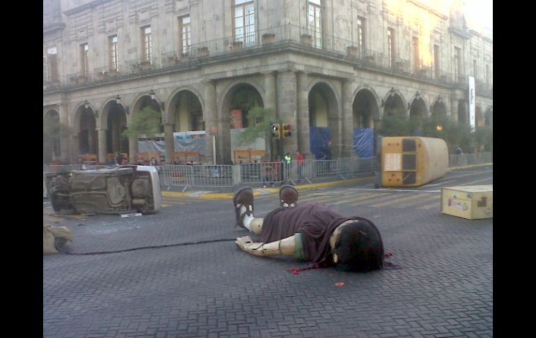 Justo al cruce de las avenidas Alcalde e Hidalgo se encuentra la Pequeña gigante. R MEDINA  /