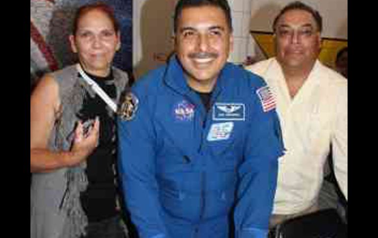 Hernández confiesa que su afan por ser astronauta comenzó cuando recolectaba verdura. NTX  /