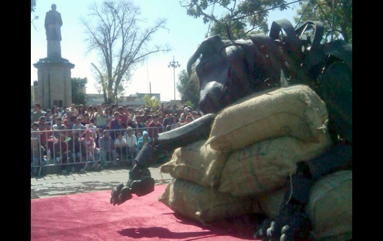 El perro gigante emprenderá su marcha por las calles del Centro de Guadalajara. A GARCÍA  /