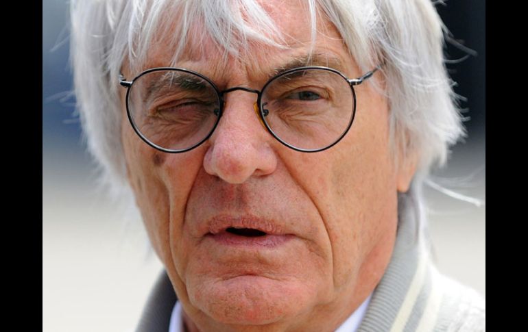 El director de la Fórmula Uno, Bernie Ecclestone, fue despojado de alhajas con valor de 200 mil libras. AFP  /