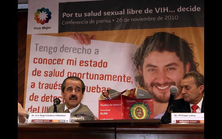 José Ángel Córdova precisa que se tienen registrados 141 mil 356 casos de VIH en el país. EL UNIVERSAL  /