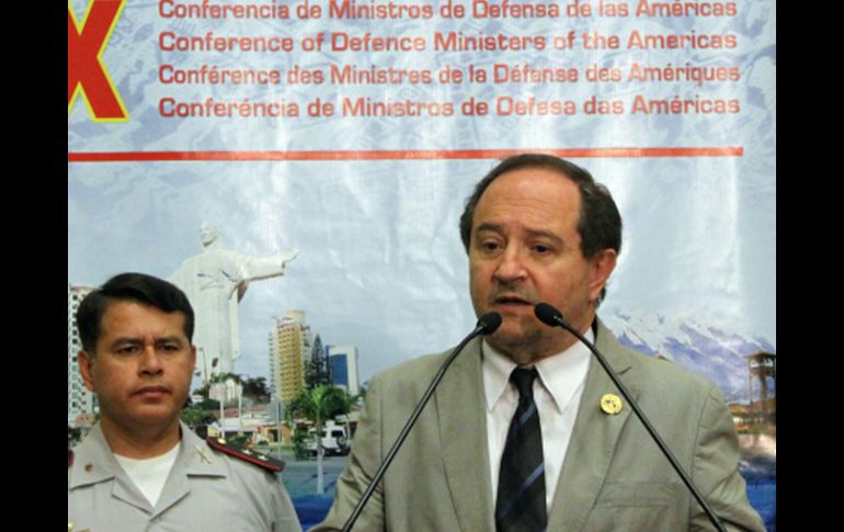 El ministro de defensa de Ecuador, Javier Ponce, durante la IX conferencia de ministros de defensa de las Américas. EFE  /