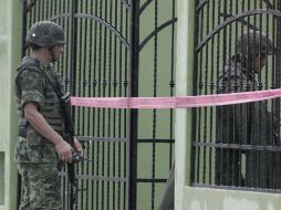 En el operativo, militares catearon domicilios y centros nocturnos. NTX  /