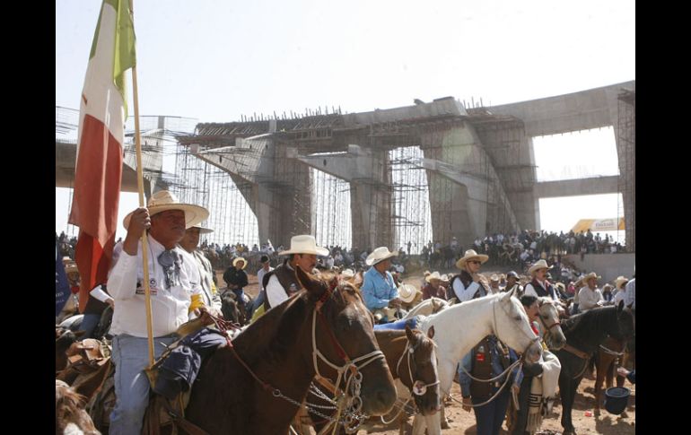 Por séptima ocasión jinetes del Estado cabalgaron desde Tlajomulco hacia el Santuario de los Mártires. M. FREYRIA  /