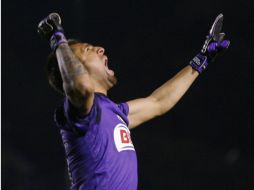 El portero de Monterrey Jonathan Orozco festejando la victoria de su equipo con la que lograron estar en la final del torneo. REUTERS  /