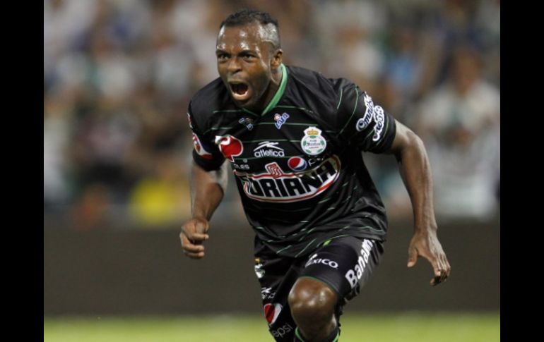 El jugador de Santos Laguna Christian Benítez festejando la eliminación del América. REUTERS  /