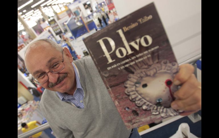 Benito Taibo presentará el próximo viernes su novela “Polvo”. S. NÚÑEZ  /