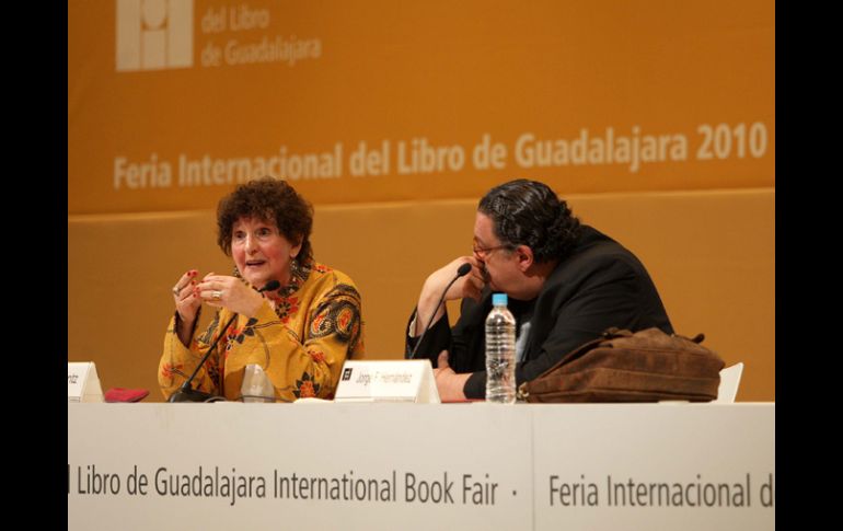 Margo Glantz esta tarde en el Auditorio Juan Rulfo junto con Jorge F. Hernández. A. CAMACHO  /