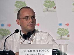 Peter Wittoeck en una conferencia de prensa en el marco de la cumbre de Cancún. AFP  /