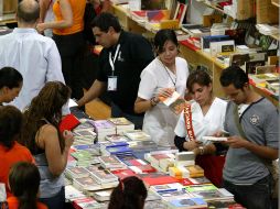 El sector privado publicó el 25% de los libros en el año 2009 en México. E.BARRERA  /