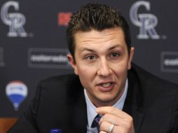 Troy Tulowitzki habla con los medios tras ampliar su contrato por siete años más con Colorado. AP  /