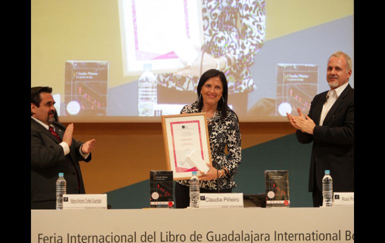 ''Las grietas de Jara'' fue la novela por la que la escritora obtuvo el premio. A. CAMACHO  /