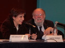 Los dos periodistas  tocaron varios temas durante su encuentro en el marco de la cátedra dedicada a Hugo Gutiérrez Vega. S. NÚÑEZ  /