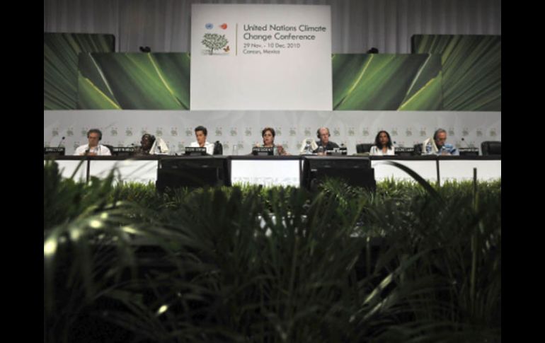 Vista general de la sesión plenaria en el recinto de la XVI Conferencia de las Partes de la ONU sobre Cambio Climático. EFE  /