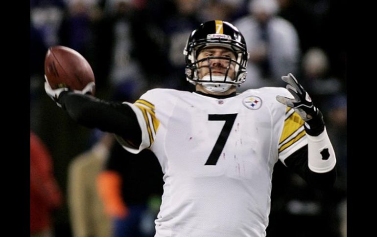 Ben Roethlisberger, mariscal de campo de los Acereros de Pittsburgh. REUTERS  /