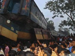 Medios de comunicación dijeron que el choque se debió a un error en la señal de tráfico ferroviario . AP  /