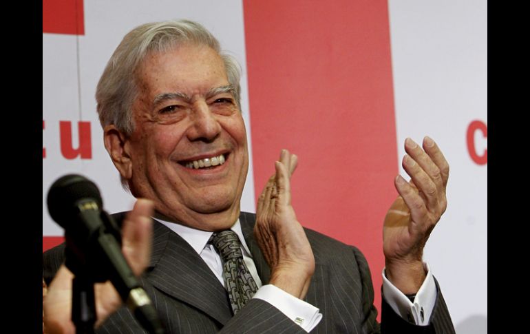 El escritor peruano durante la presentación de la exposición 'Mario Vargas Llosa, la libertad y la vida', en Estocolmo. EFE  /