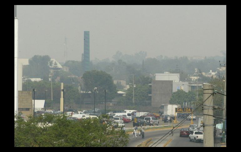 Esta tarde la Semades decretó la fase 1 de contingencia ambiental. ARCHIVO  /