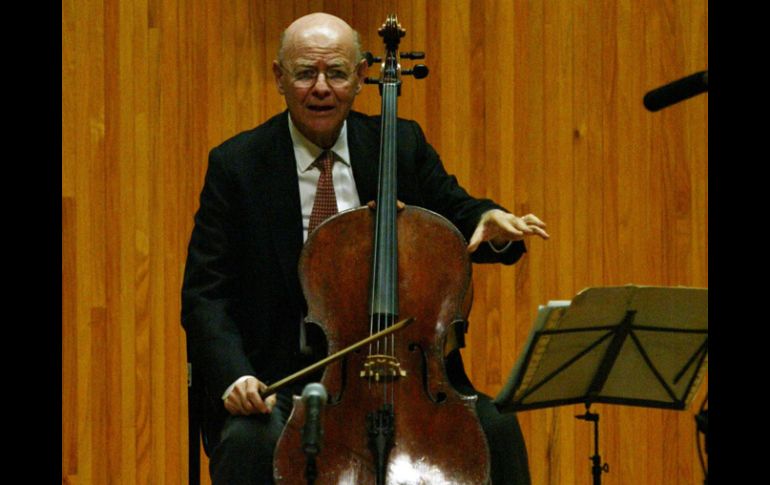 Carlos Prieto regresa a Guadalajara para presentar tres suites de Bach. E.BARRERA  /